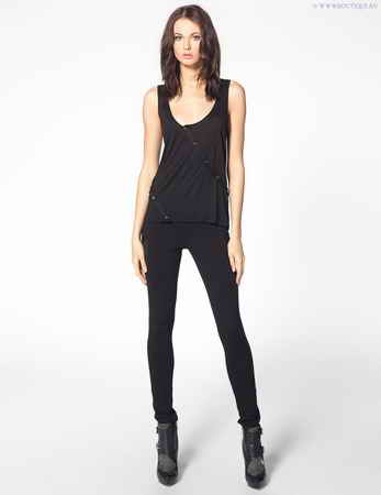 ��� Thakoon, VJTAS10013