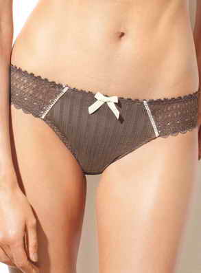 Variance ������� ����