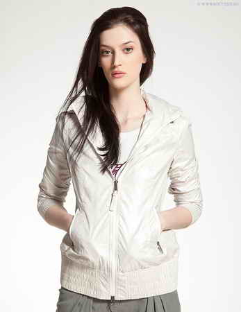 ������ Mackage, Lanna-White