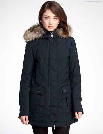 ������� Peuterey, REGINA