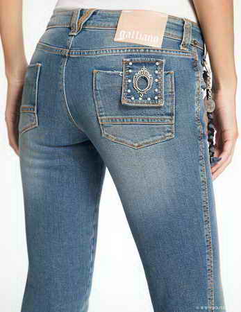 ����� Galliano, TR700341793