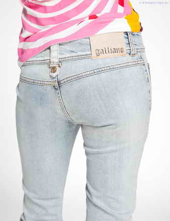 ������ Galliano, VR701768032